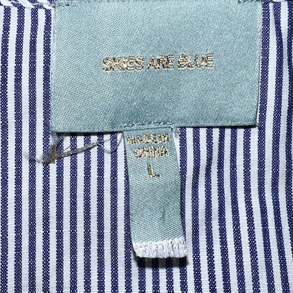 Women's Skies are Blue Bell Sleeves Blouse Shirt Size Large Striped Blue White - Picture 4 of 5
